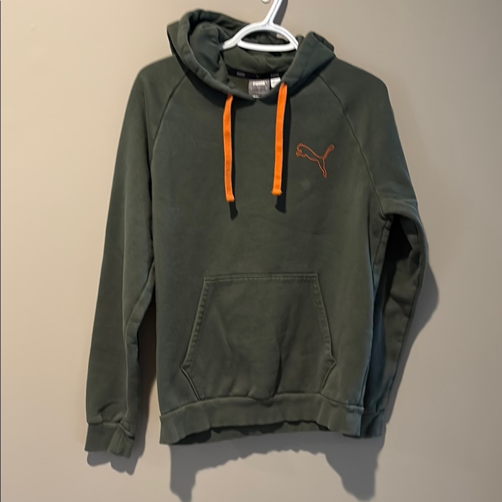 Puma Men's Green Hoodie